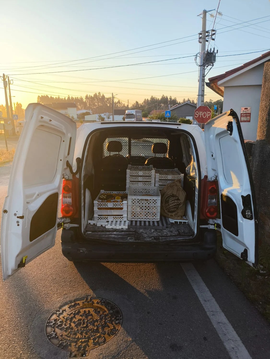 Serviço de entrega — fotografia real da Padaria do Pilado