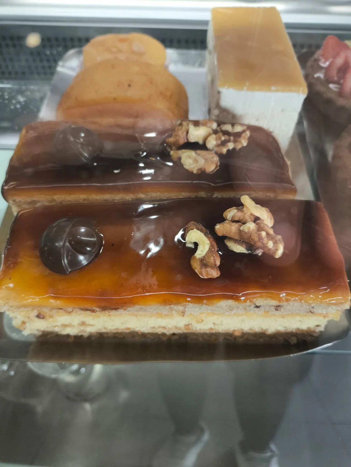 Doces com chocolate — fotografia real da Padaria do Pilado