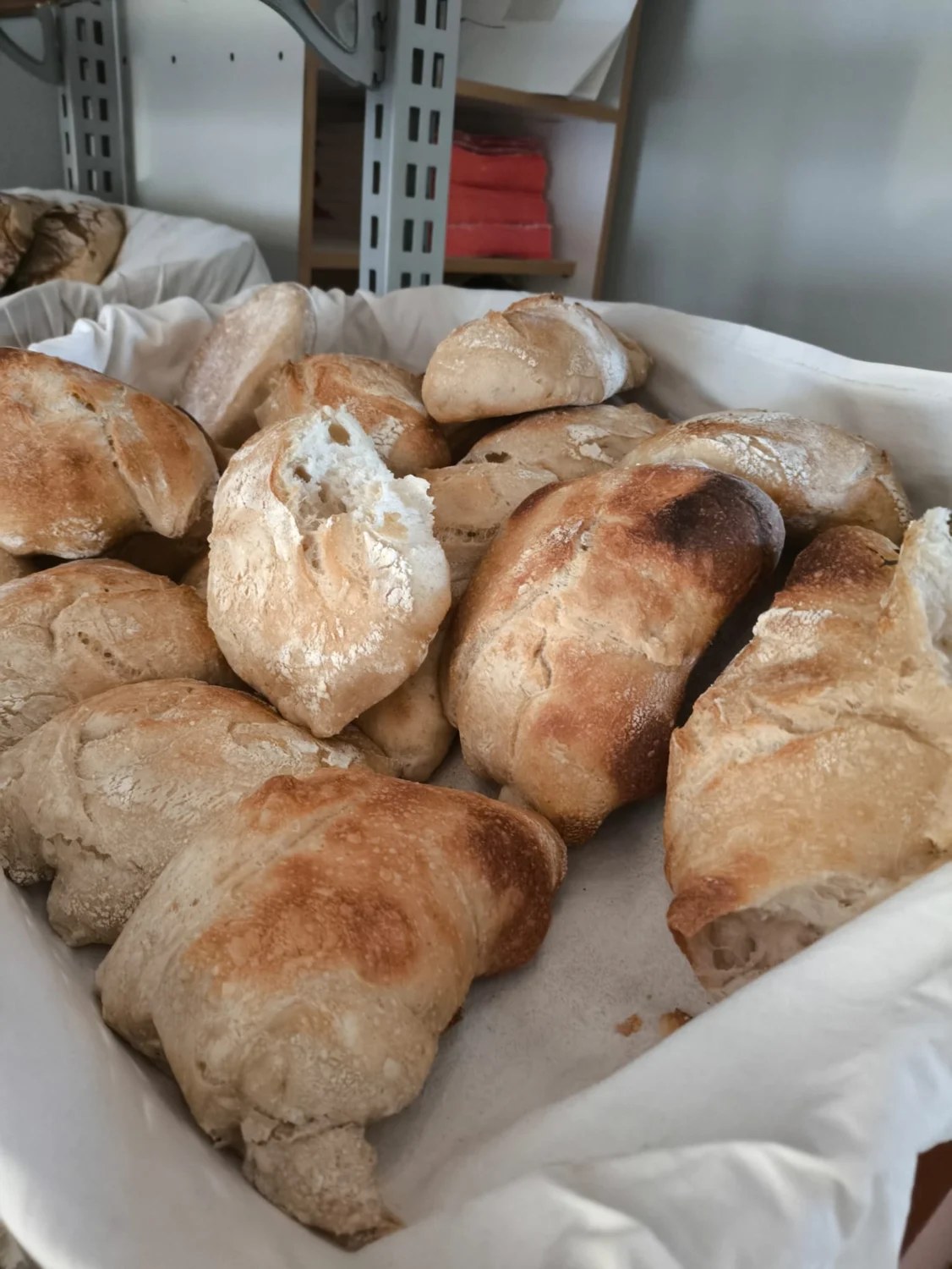 Pães para a sua mesa — fotografia real da Padaria do Pilado